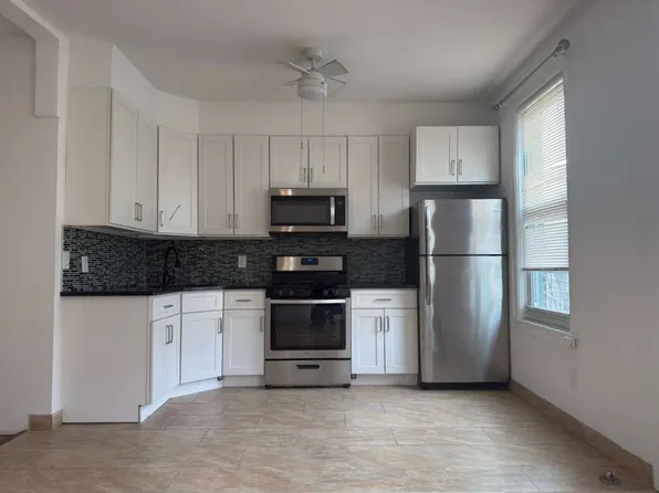 18-34 21st Drive image 1 of 10