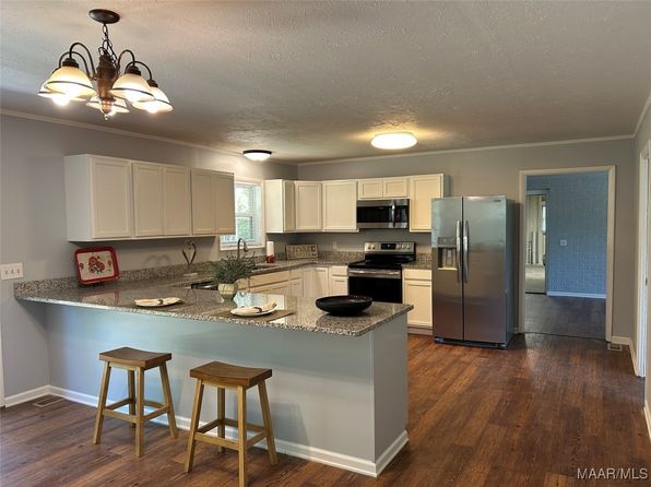 102 Reese St, Enterprise, AL 36330