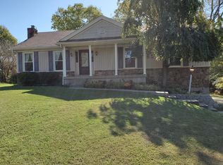 4610 Edgebourne Ct, Jeffersontown, KY 40299