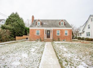 66 Denton Ave Floor 2, East Rockaway, NY 11518