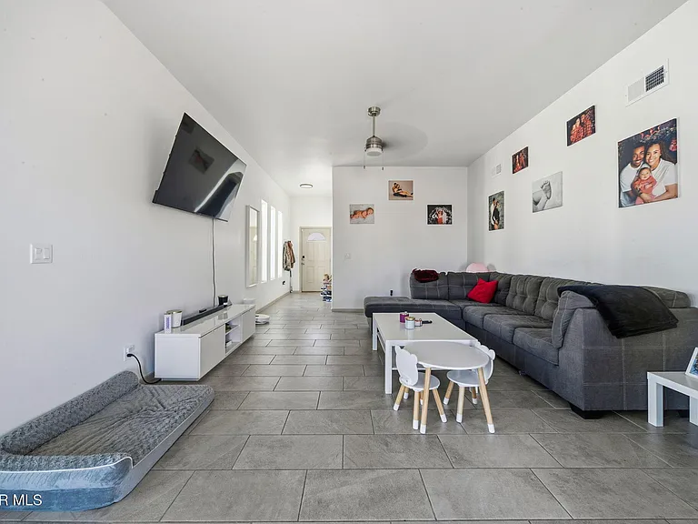 1181 Summer Rain St — Photo 10