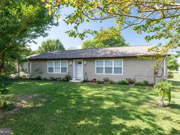 35980 Sunset Dr, Chaptico, MD 20621