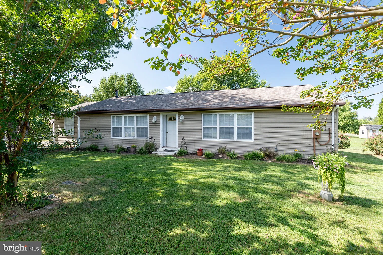 35980 Sunset Dr photo 1