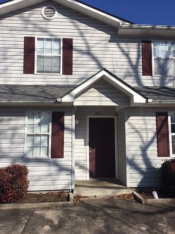 1st image of 223 Sharon Dr NE
