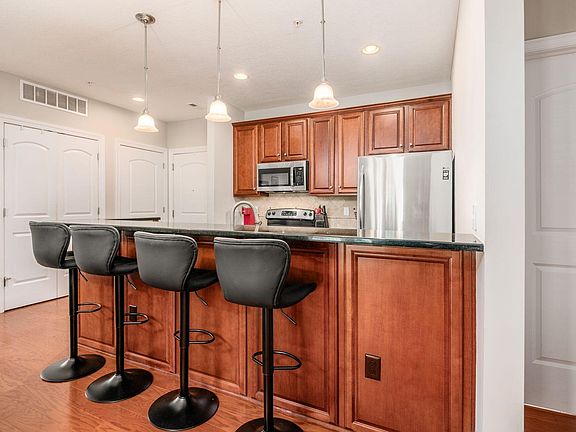 5th image of 705 N State St APT 100