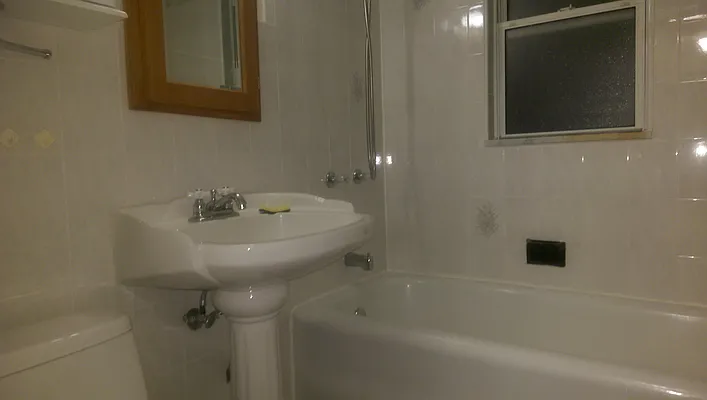 Rented by BuySell Real Estate Inc | media 17