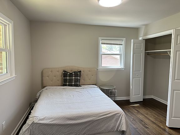 4th image of 1920 Janet Ln