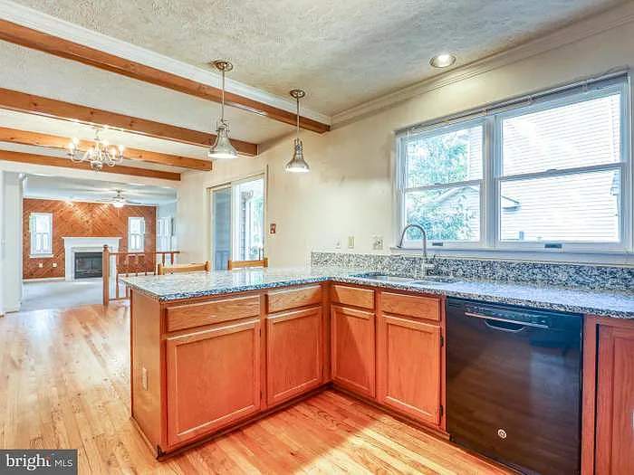 108 Moss Ct #1 — Photo 9