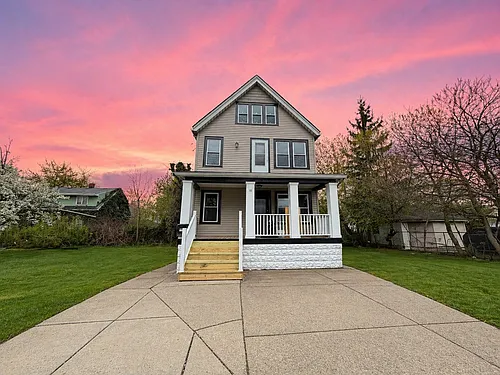 28 Long Ave Photo 1