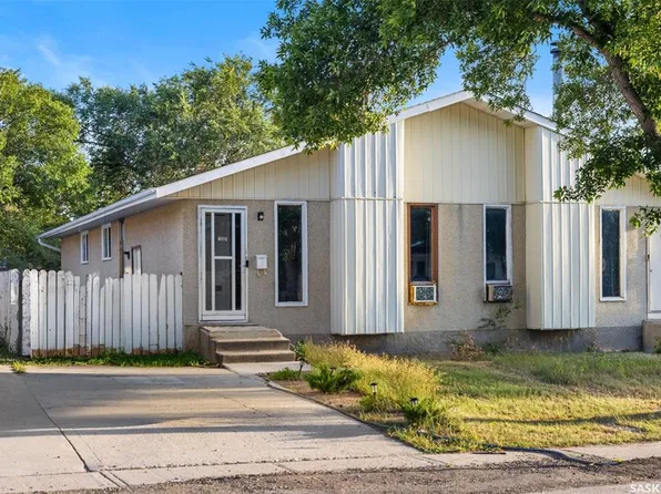 139 Thomson AVENUE, Regina, SK S4N 5L2