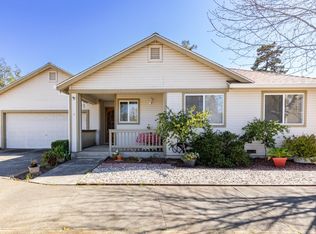 1848 Rhianna St, Santa Rosa, CA 95401