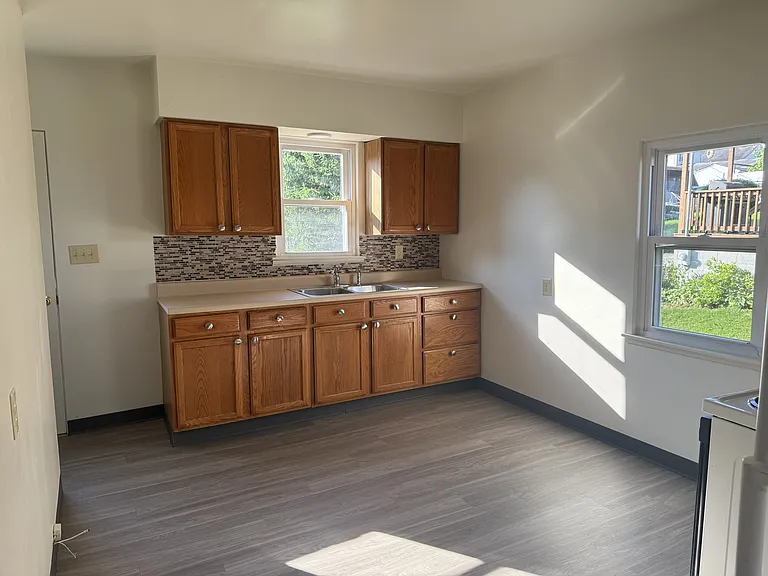 1409A Elm St #1409A — Photo 4