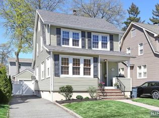 344 New Milford Ave, Dumont, NJ 07628