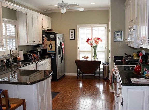 Kitchen 1