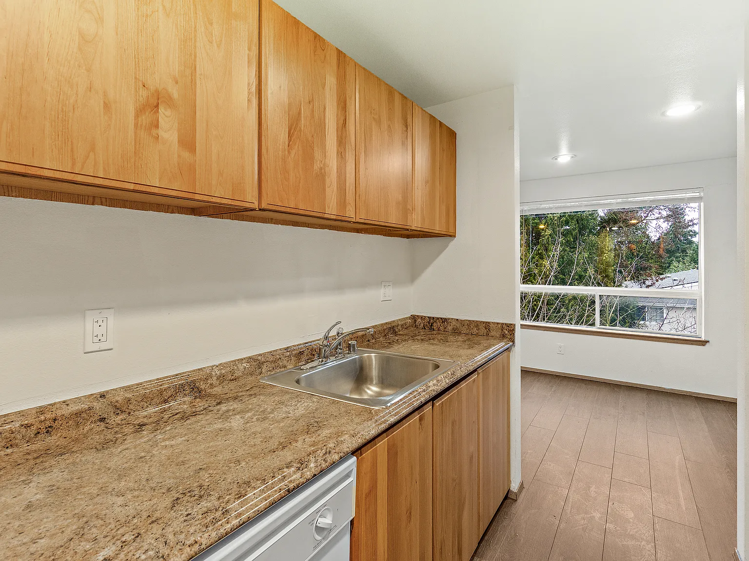 Stone Ct // 1151 N 94th St // Seattle - 47 — Photo 3