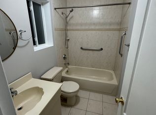 32 Daniella Ct #1, Staten Island, NY 10314