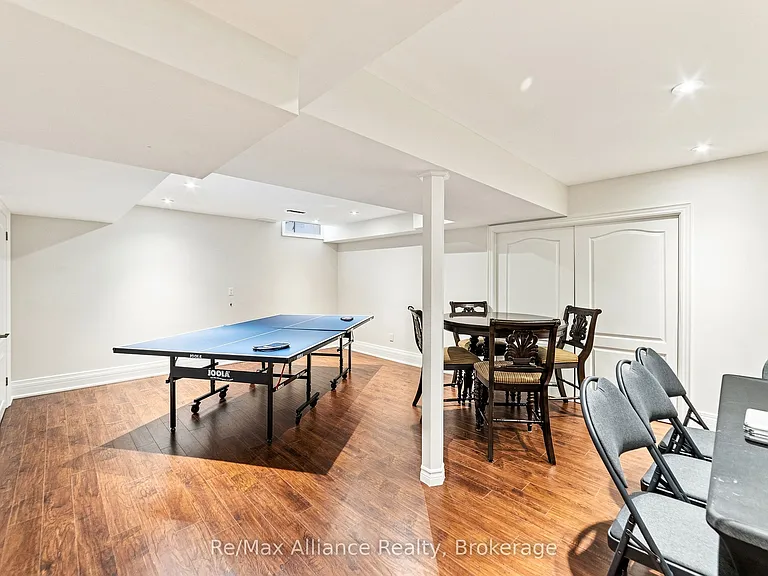 2404 Rideau Dr — Photo 29