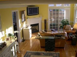 31 Gold Leaf Ln #31, Mashpee, MA 02649