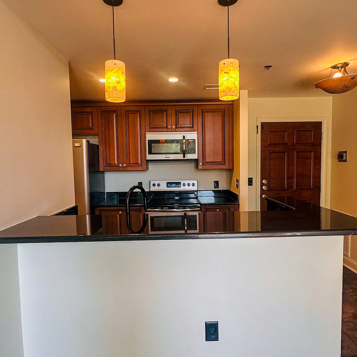 2 bed, 1240 sqft, $2,350 — Photo 4