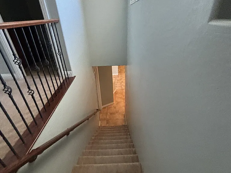 8225 Broad Peak Dr — Photo 22