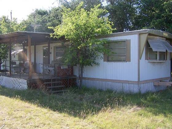 1st image of 4250 Iroquois Dr