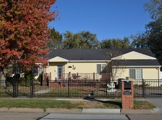 908 Jefferson Ave, Hastings, NE 68901