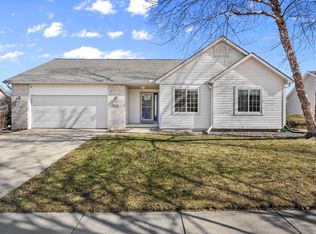 521 Military Ridge Dr, Verona, WI 53593