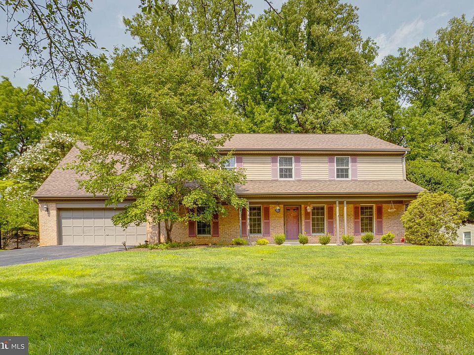 1st image of 9326 Edgewood Ct