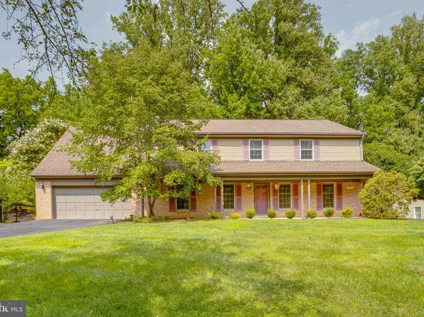 9326 Edgewood Ct, Gaithersburg, MD 20877