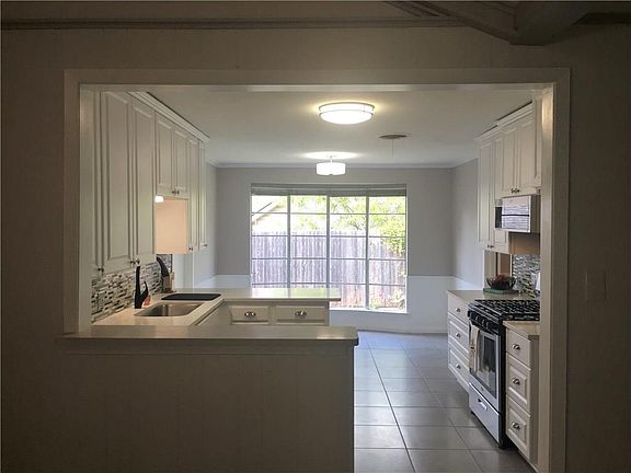 3rd image of 3817 Wharton Dr