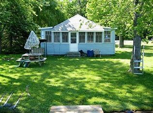 62622 Gilmore Ave, Dowagiac, MI