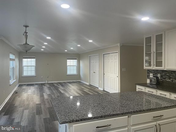 5th image of 39 Brushy Creek Cir