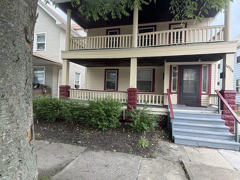 10324 Bernard Ave — Photo 1