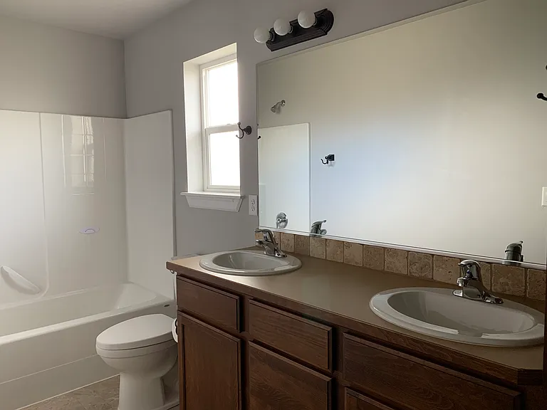 3004 W Sorbonne Dr — Photo 10