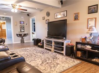 10493 Snavely Rd, Springdale, AR 72762