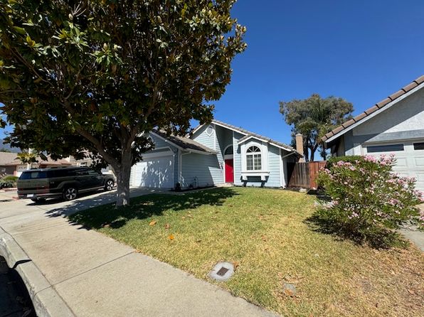 7209 Travis Pl