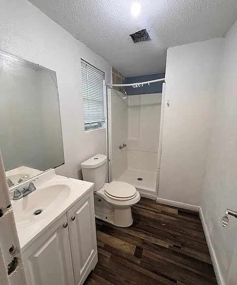 605 Gazin St #4 — Photo 7
