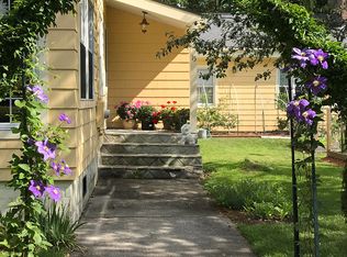 (Undisclosed Address), Cape Elizabeth, ME 04107