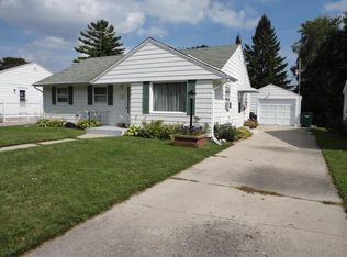 1110 5th Ave, Grafton, WI 53024