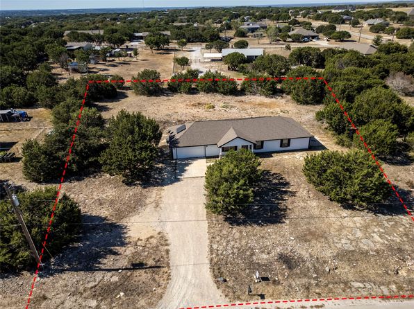506 Brazos Hills Dr, Weatherford, TX 76087