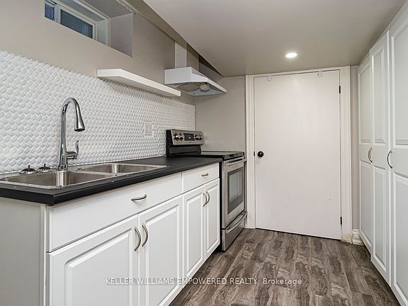 5th image of 583 Old Weston Rd #Basement