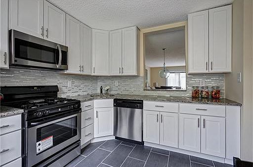 5th image of 123 Berkshire Ct #2123