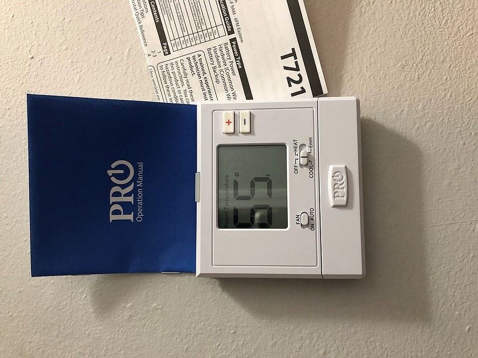 2nd image of 1901 Hide A Way Ln