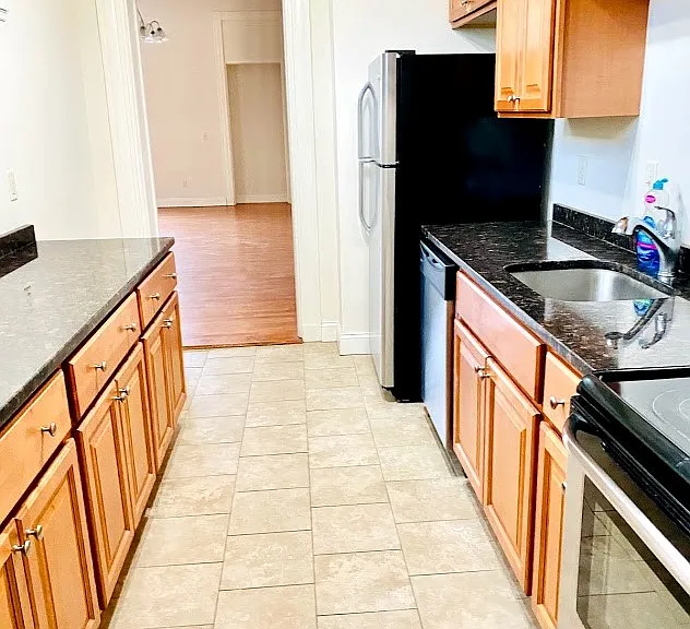 13 Dartmouth St #104 — Photo 6