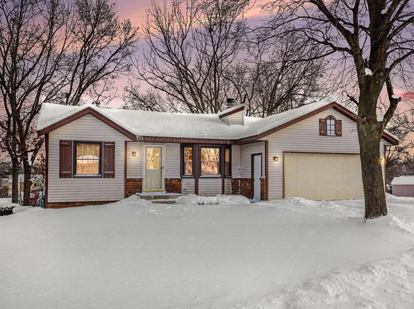 3450 Auburn Ave NE, Grand Rapids, MI 49525