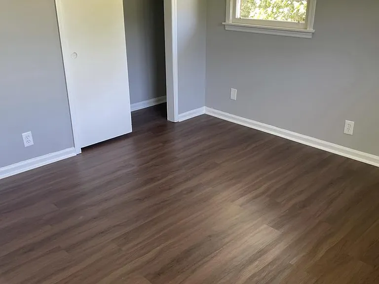 Rockdale Dr NW — Photo 9