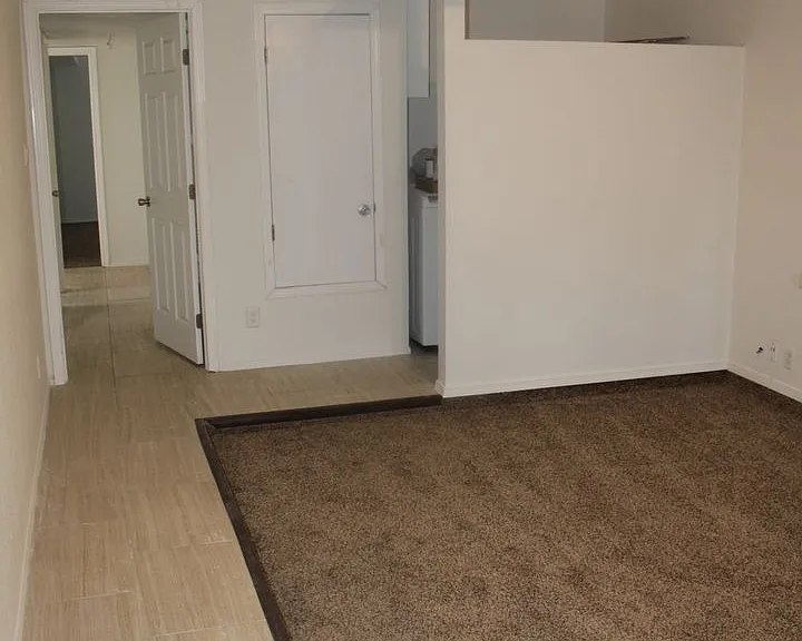 1651 Saint Stephen Pl — Photo 11