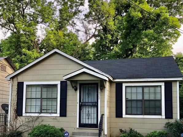 220 Hughes St, Greenville, MS 38701