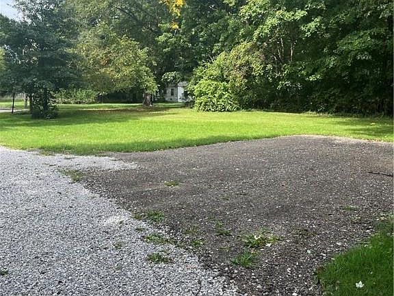2nd image of 209 Barder Ave