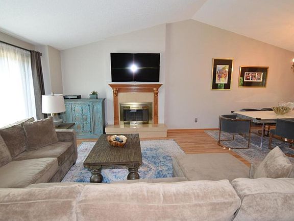 3rd image of 4515 Trenton Cir N